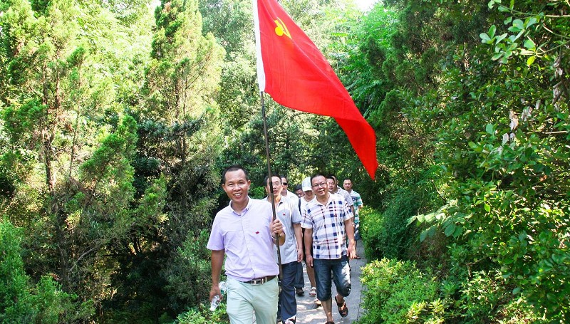 黨員赴紅色教育基地參觀學習